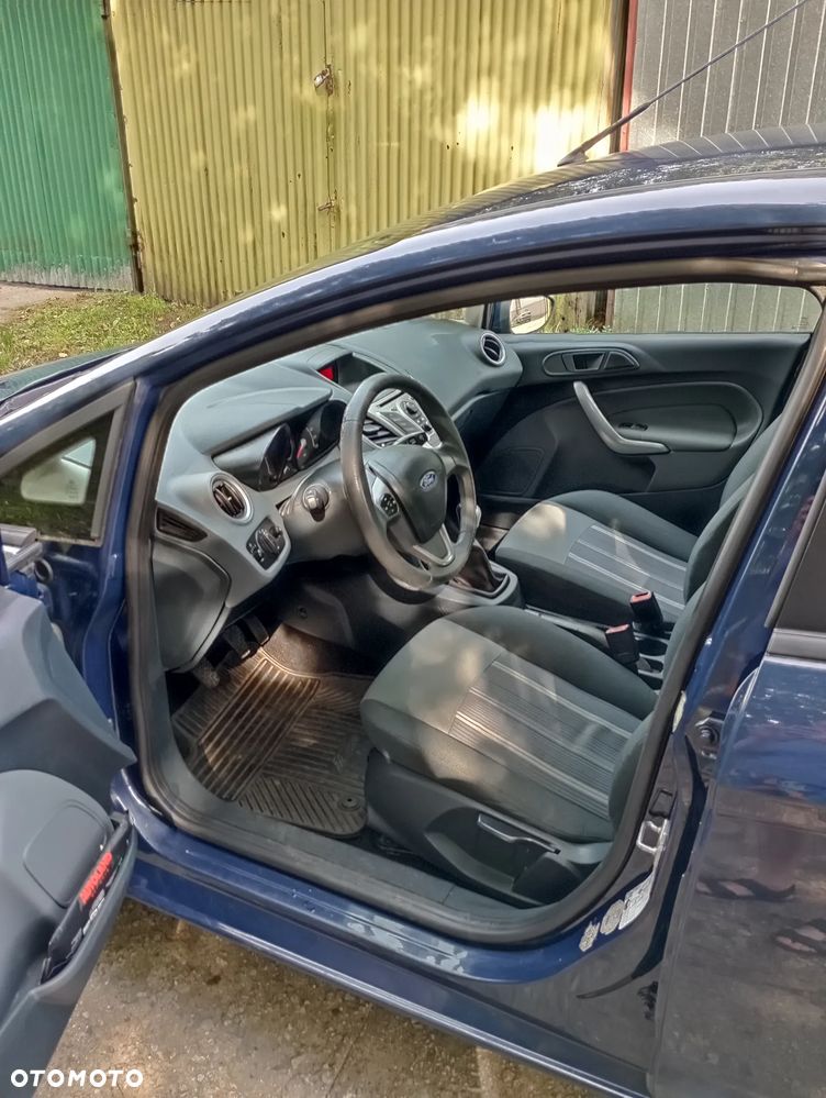 Ford Fiesta - 11