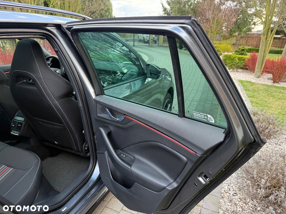 Skoda Kamiq 1.0 TSI Monte Carlo DSG - 23