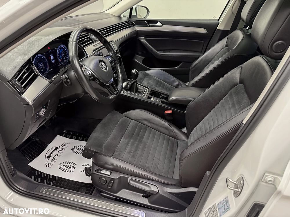 Volkswagen Passat 2.0 TDI R Executive - 7