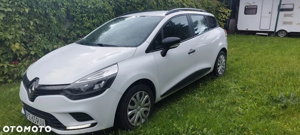 Renault Clio - 1