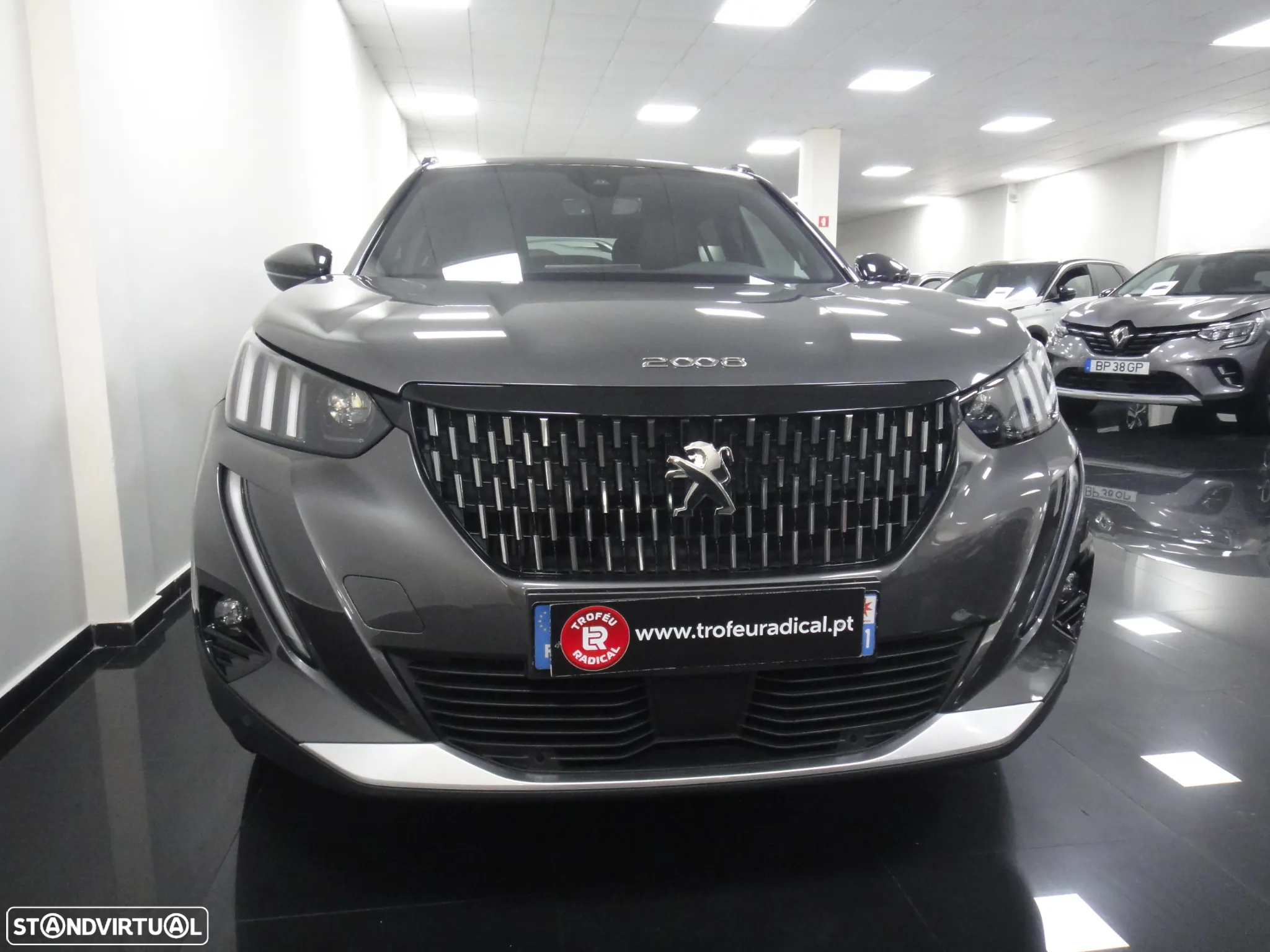 Peugeot 2008 1.2 PureTech GT EAT8 - 2