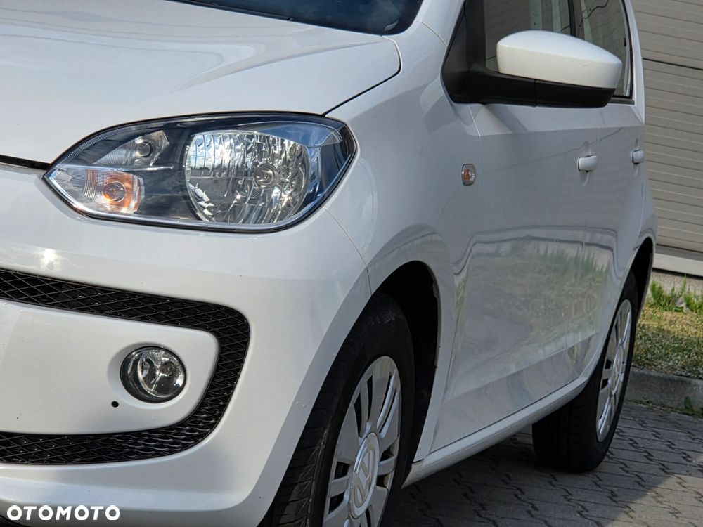 Volkswagen up! move - 8