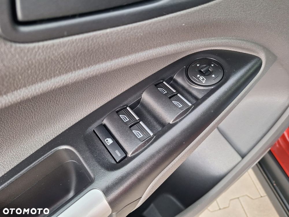 Ford Tourneo Connect 1.5 EcoBlue Titanium - 15