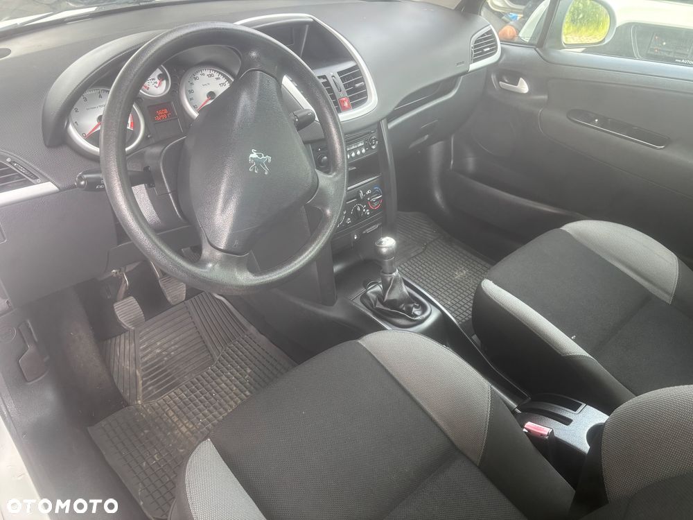Peugeot 207 95 VTi Urban Move - 19
