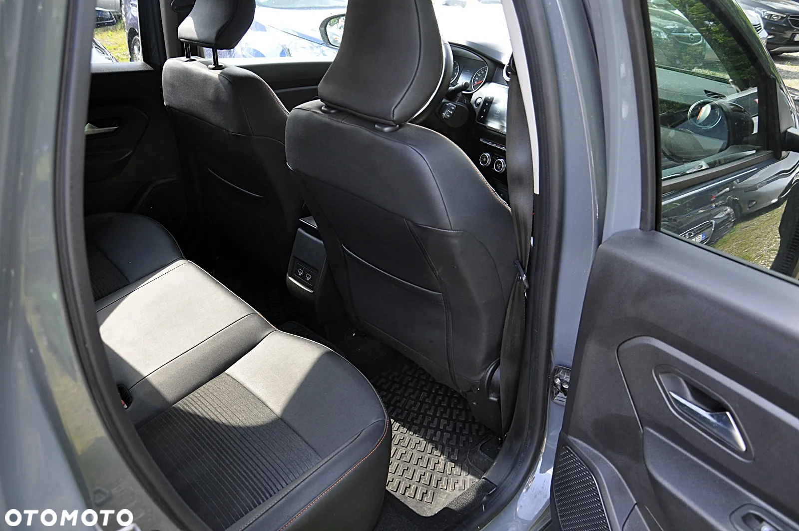 Dacia Duster 1.0 TCe Prestige - 28