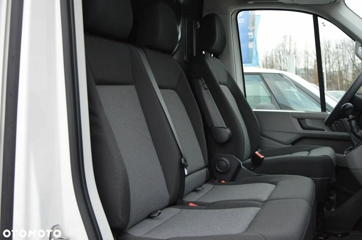 Volkswagen Crafter - 12