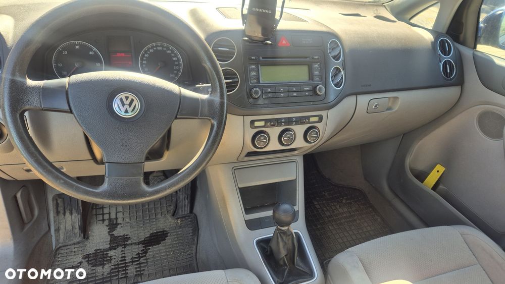 Volkswagen Golf Plus - 5
