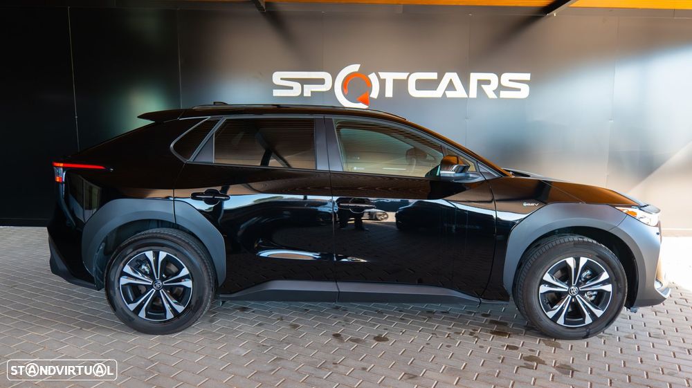Toyota bZ4X 71,4 kWh Exclusive - 6