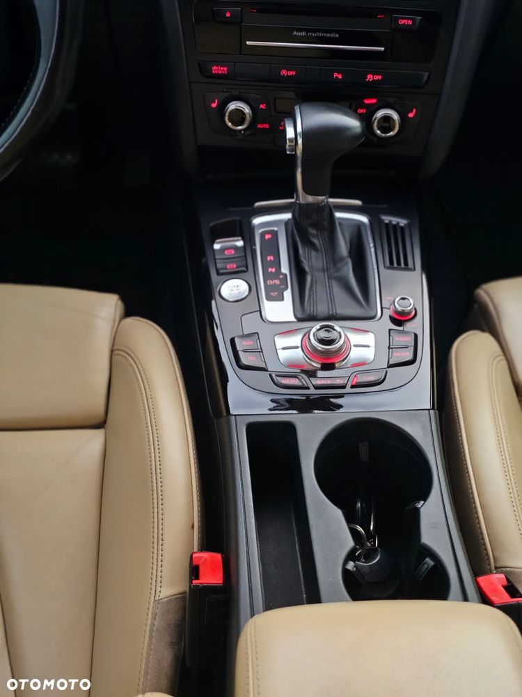 Audi A4 Avant - 15
