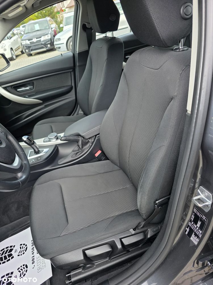 BMW Seria 3 - 29