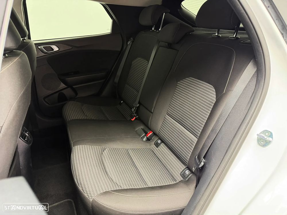 Kia XCeed 1.0 T-GDI Dynamic - 10