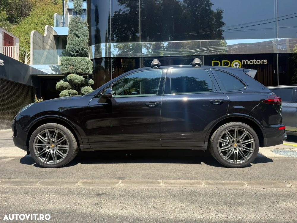 Porsche Cayenne Platinum Edition - 8
