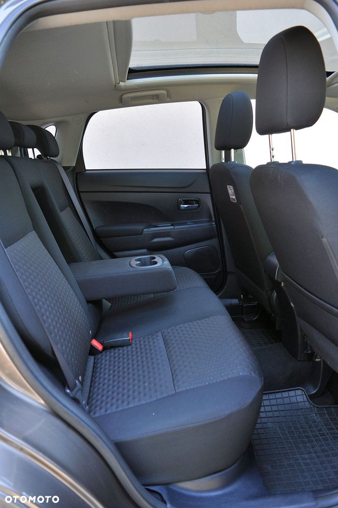 Mitsubishi ASX - 25