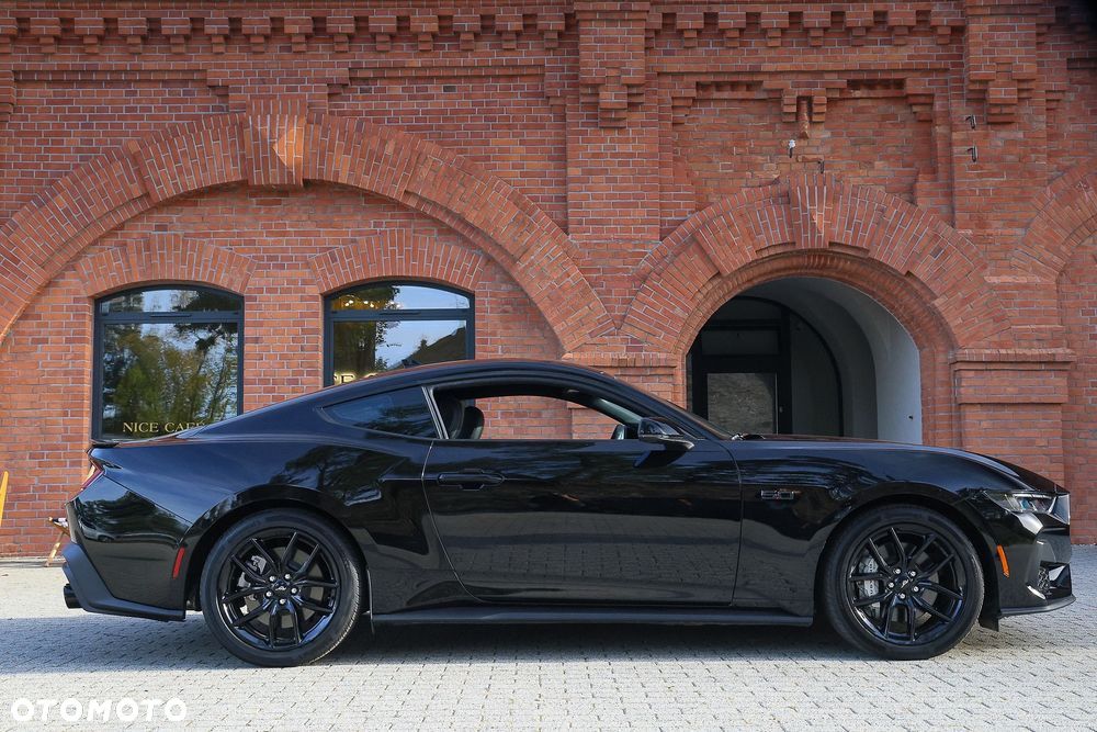 Ford Mustang Fastback 5.0 Ti-VCT V8 GT - 9