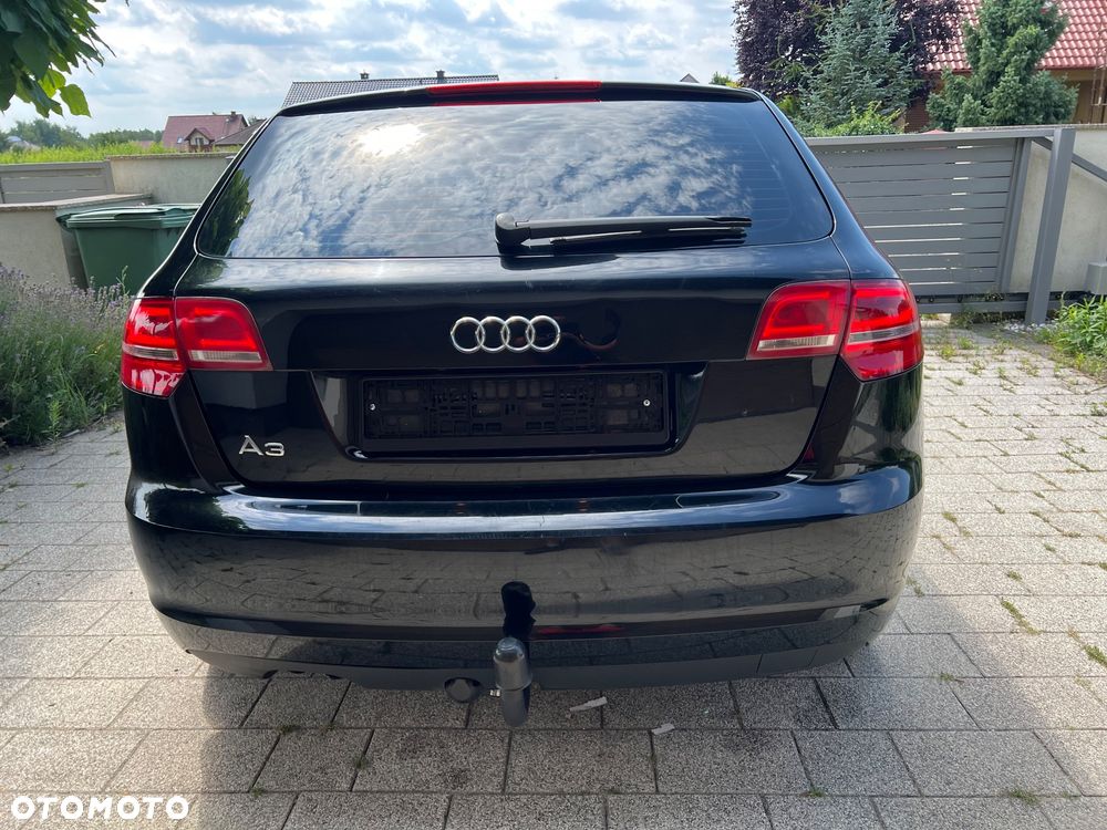 Audi A3 Sportback 1.8 TFSI Ambition - 11