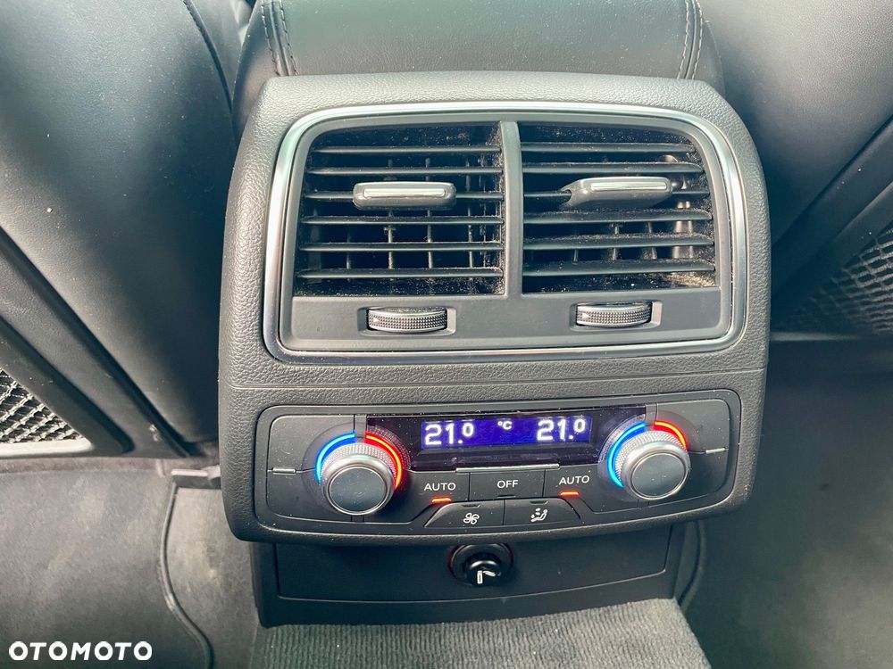 Audi A6 Avant 2.0 TDI quattro S tronic - 22