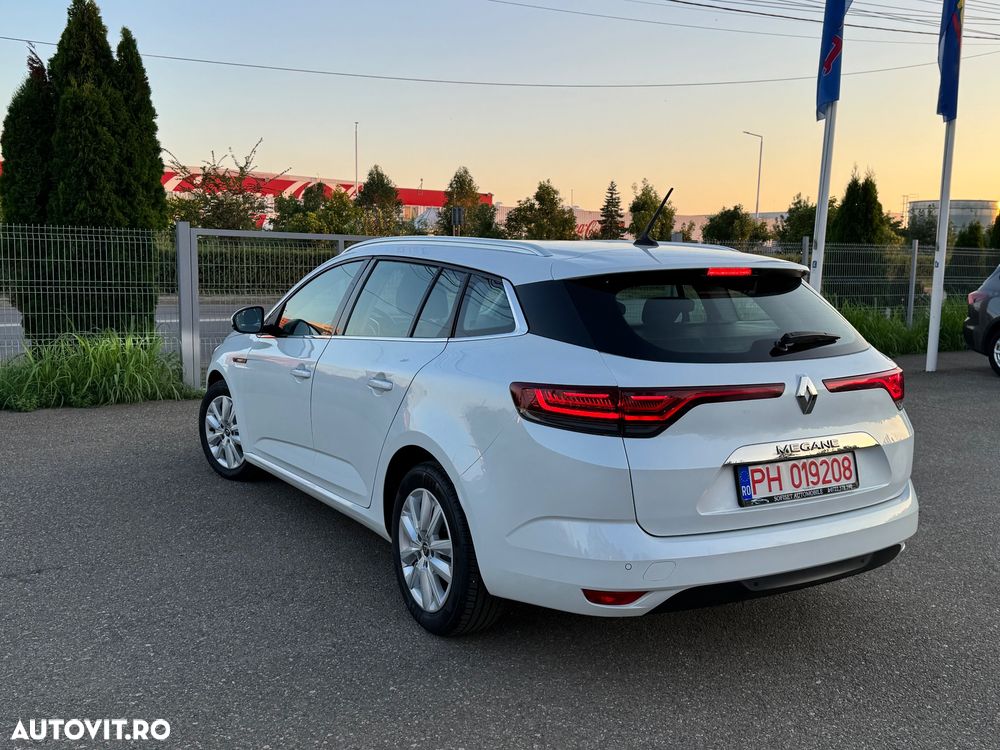 Renault Megane TCe 140 GPF EDC BUSINESS EDITION - 4