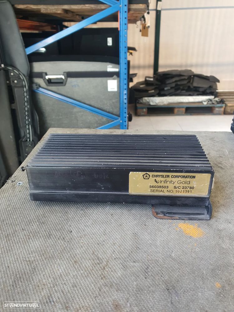 AMPLIFICADOR SOM JEEP CHEROKEE / 56038503 - 1