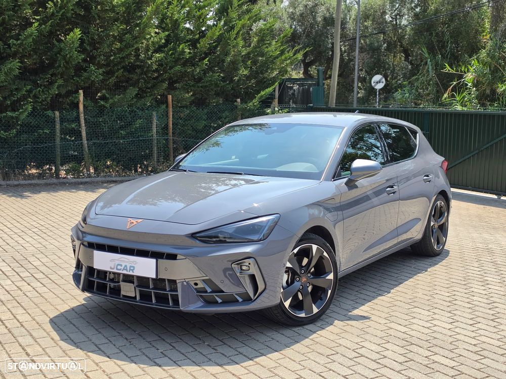 Cupra Leon 1.5 e-Hybrid DSG - 1