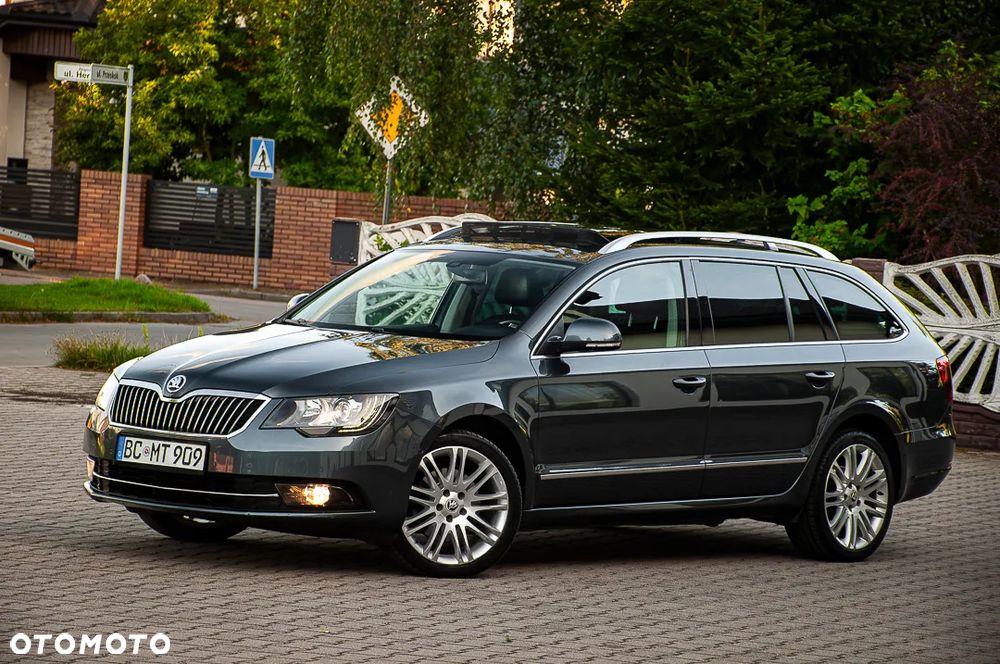 Skoda Superb 2.0 TDI Green tec DSG Exclusive - 4