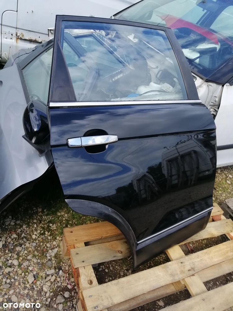 Chevrolet Captiva C100 drzwi kompletne kod lakieru 19U Black Mica bez korozji EU - 27