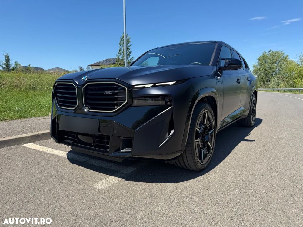 BMW XM - 1