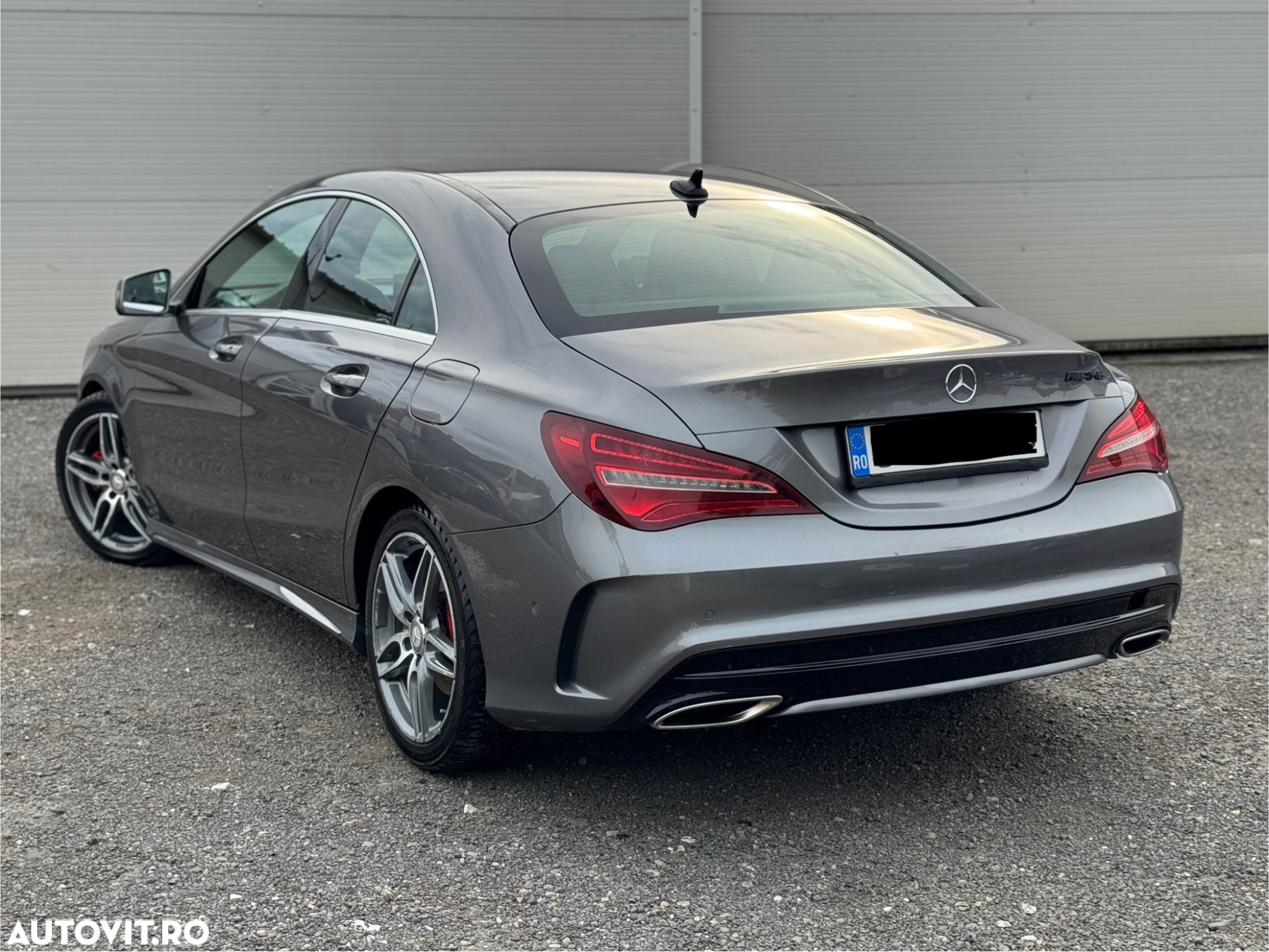 Mercedes-Benz CLA - 4