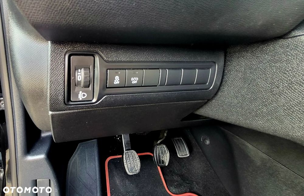 Peugeot 308 - 16
