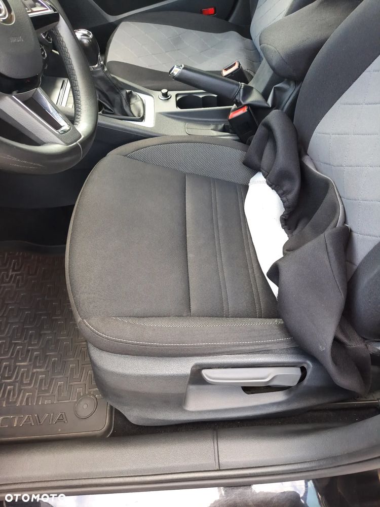 Skoda Octavia 2.0 TDI SCR Ambition - 9