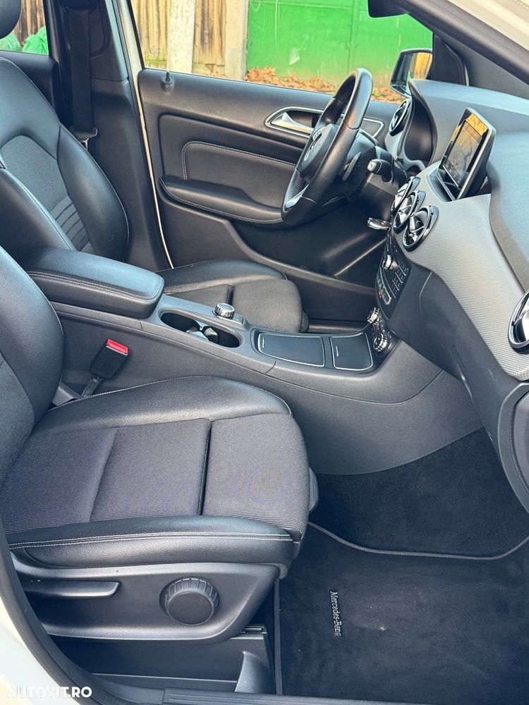 Mercedes-Benz B 180 (CDI) d 7G-DCT Urban - 12