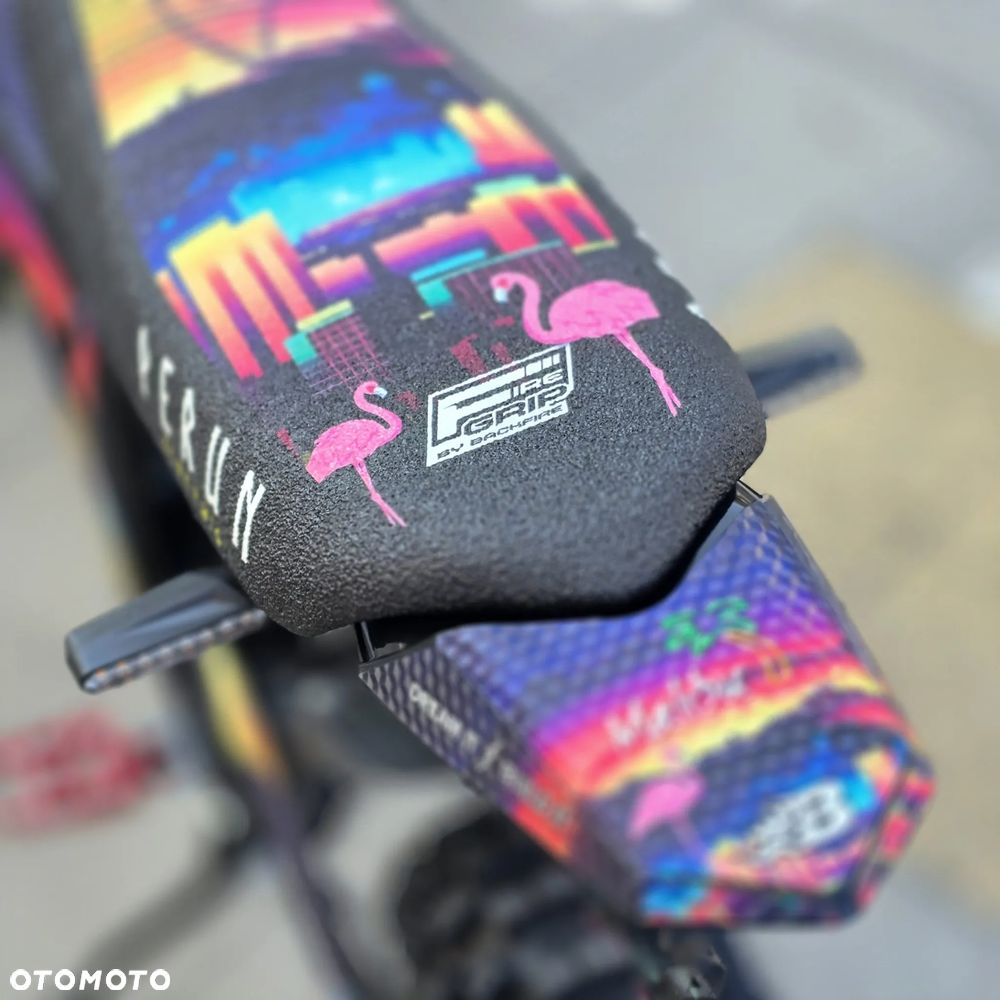 Talaria Sting R - 12