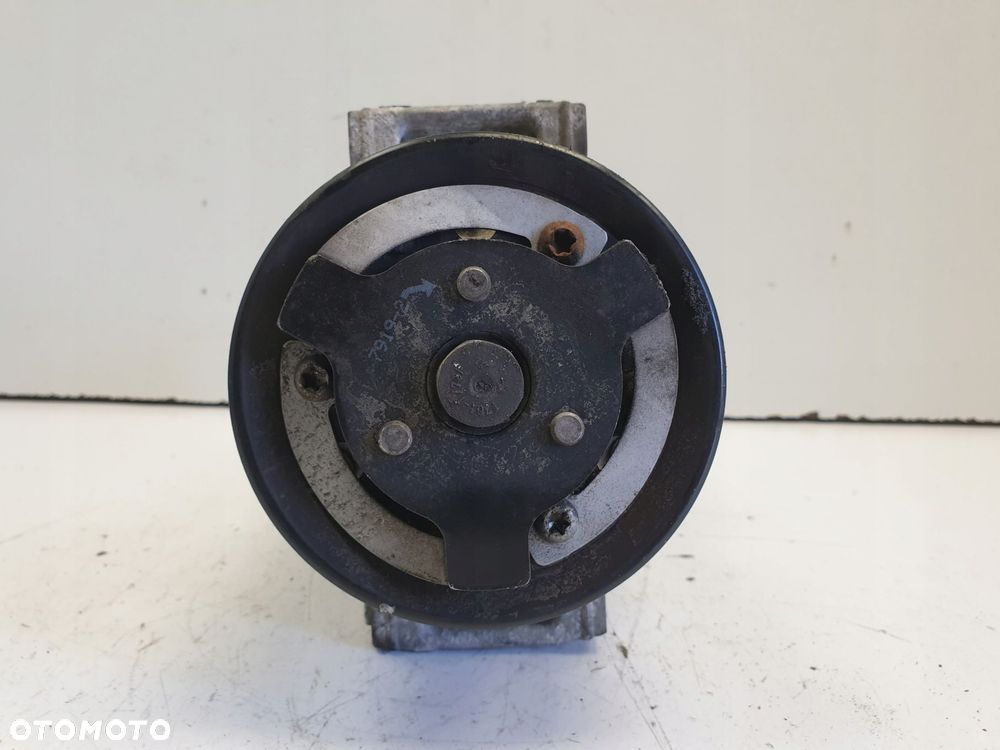 SPRĘŻARKA KLIMATYZACJI Audi A3 II 8P 1.9 TDI _ 5NO820803 - 5