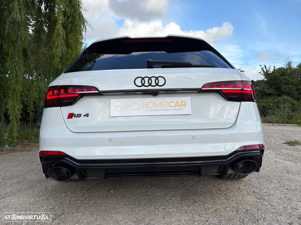 Audi RS4 Avant quattro tiptronic - 41