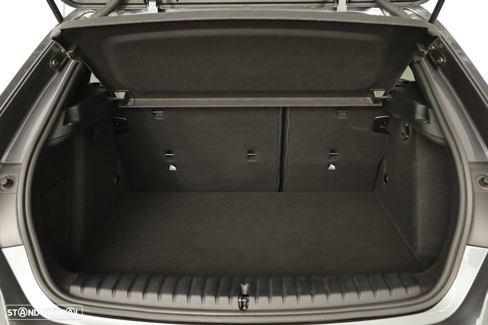 BMW 116 d Pack Desportivo M Auto - 23