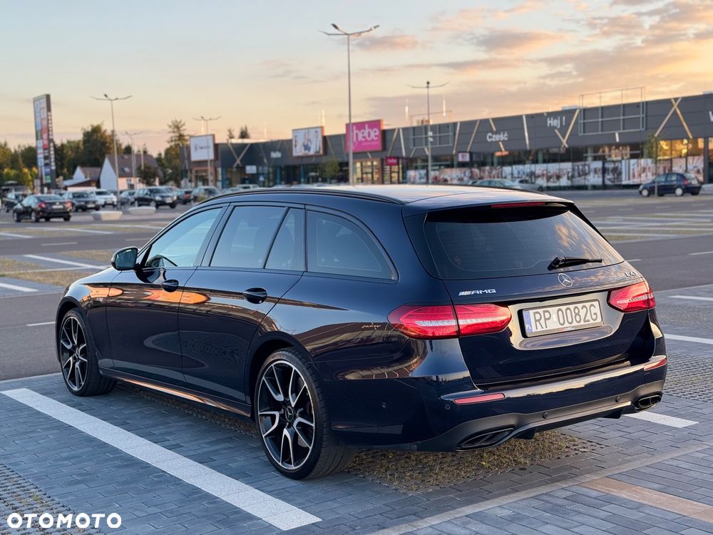 Mercedes-Benz Klasa E AMG 43 4Matic 9G-TRONIC - 17