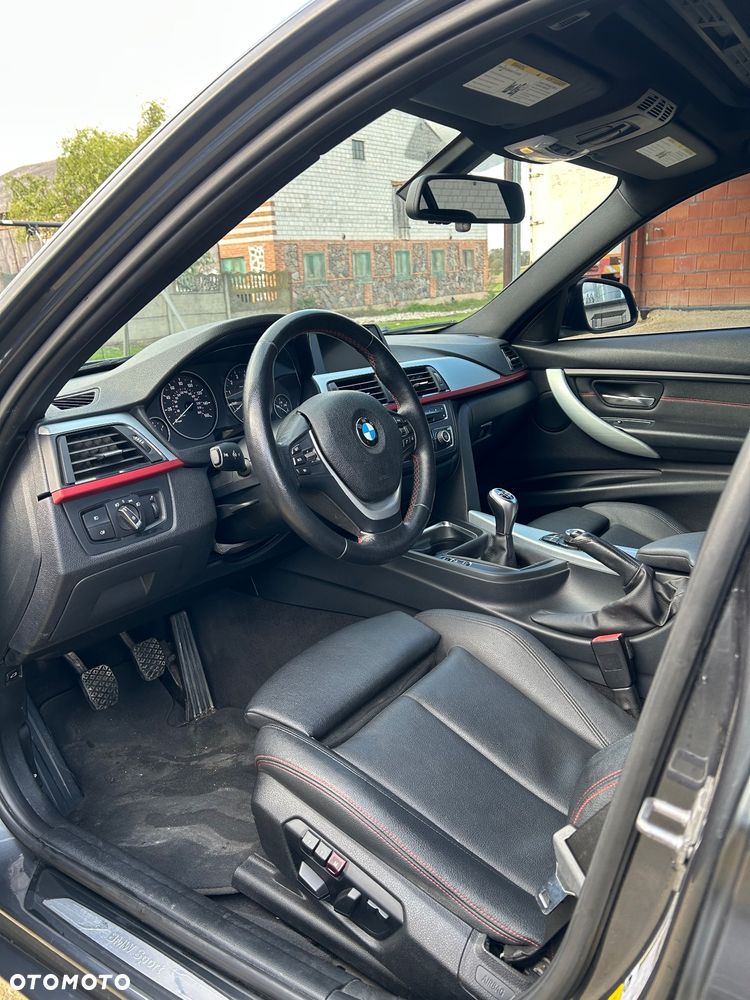 BMW Seria 3 335i - 9