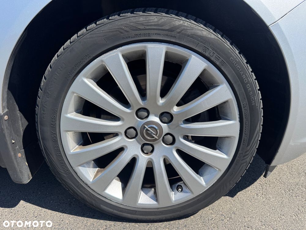 Opel Insignia 2.0 T Sport 4x4 - 25