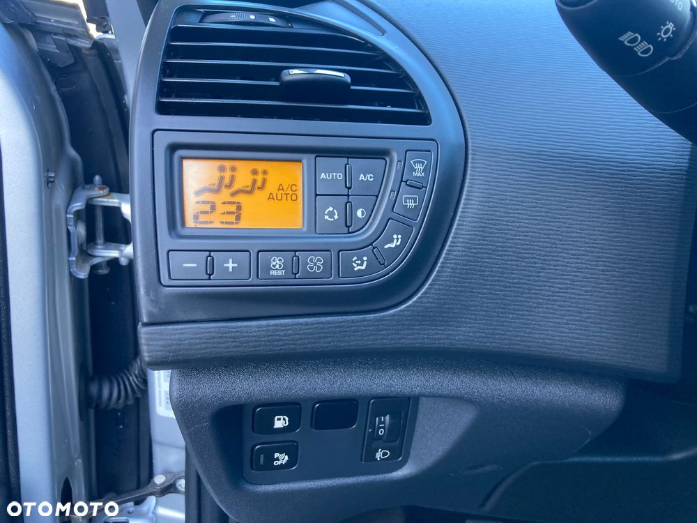 Citroën C4 Picasso - 15