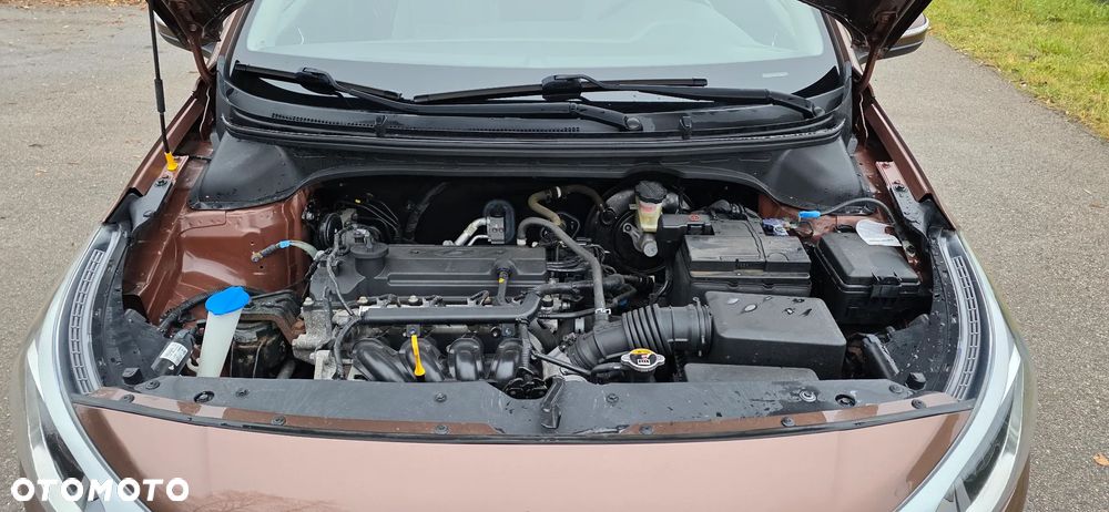 Hyundai i20 1.2 YES Silver - 24