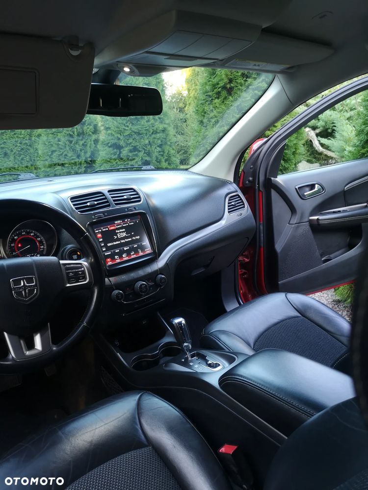 Dodge Journey - 11