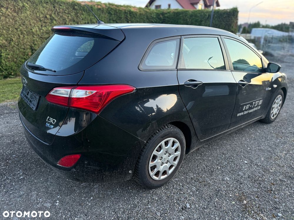 Hyundai i30 1.6 CRDi BlueDrive Classic + - 12