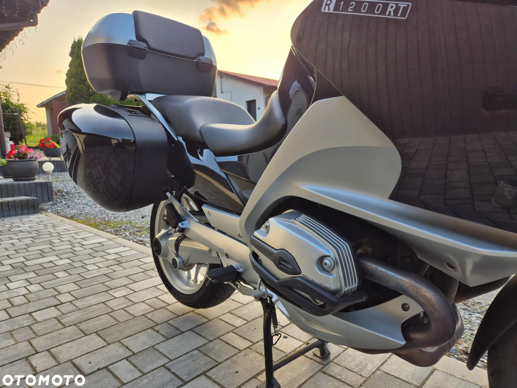 BMW RT - 18