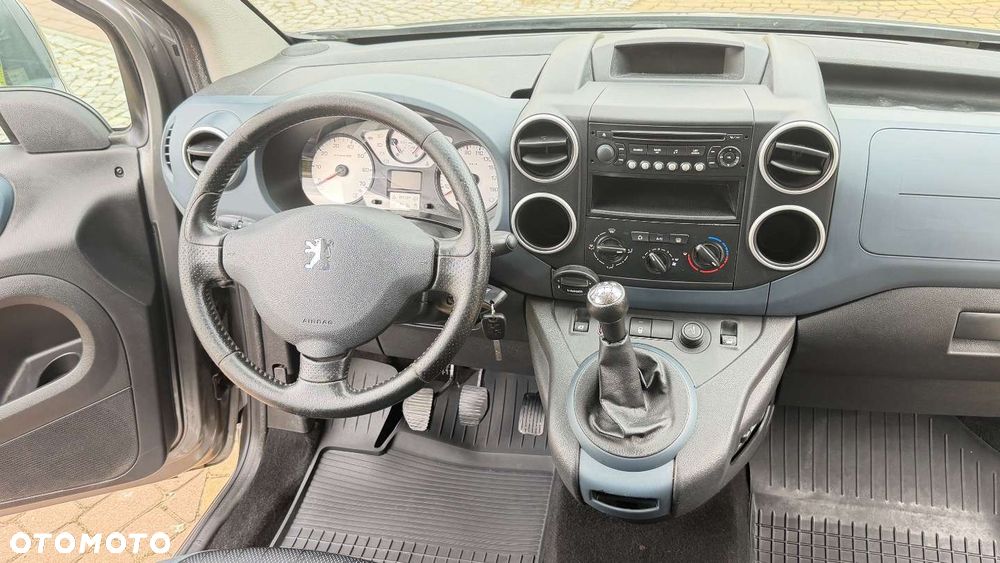 Peugeot Partner 2010 photo 3