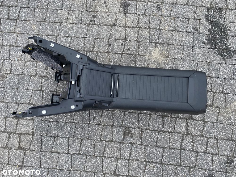 TUNEL ŚRODKOWY PEUGEOT RIFTER - 1