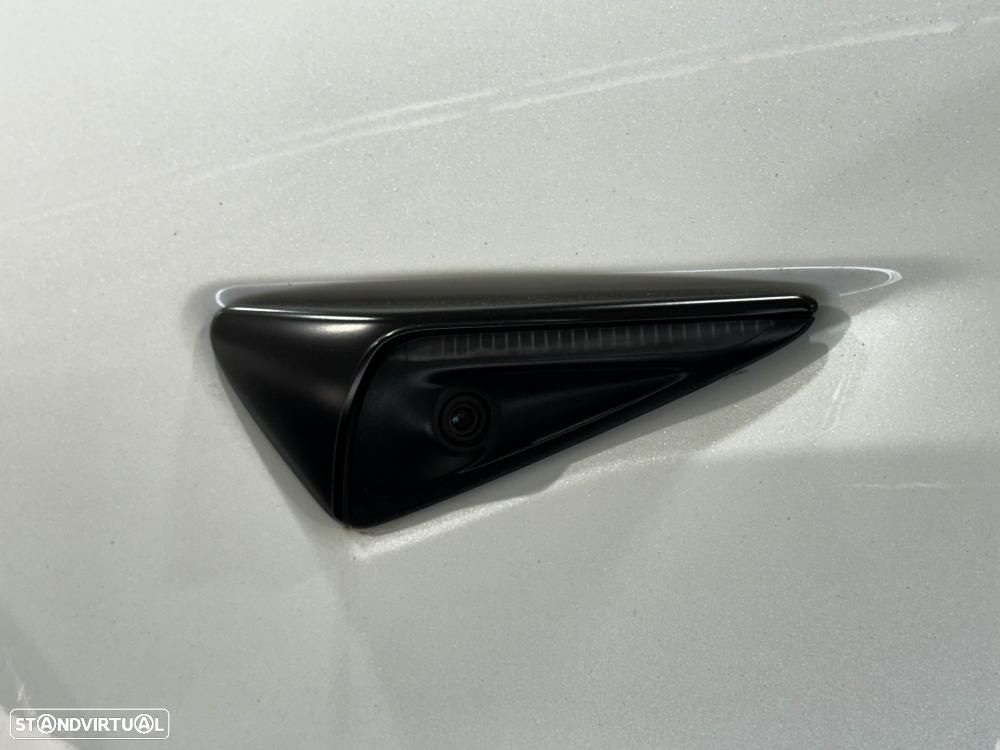 Tesla Model 3 Performance Dual Motor AWD - 18