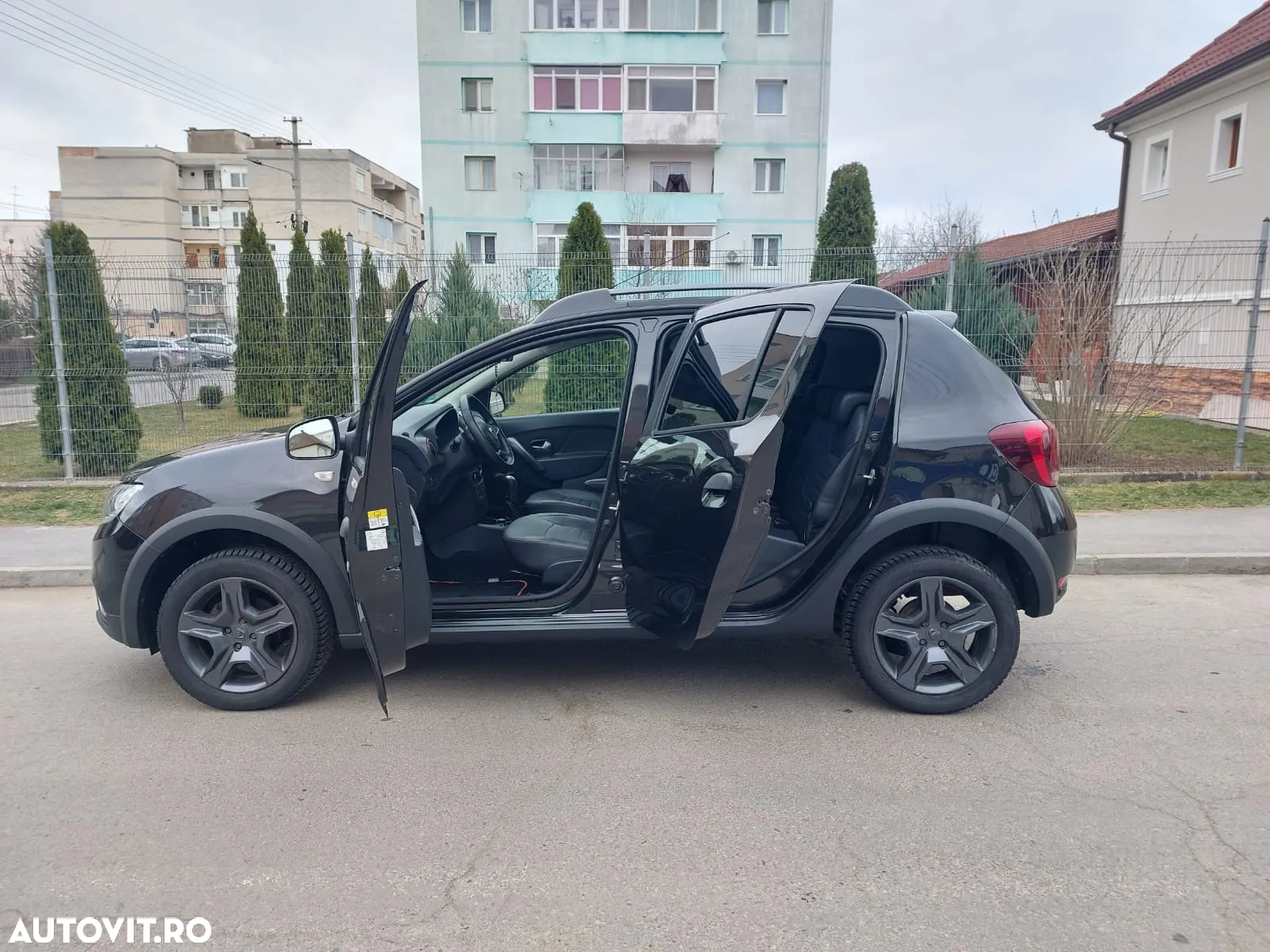 Dacia Sandero Stepway TCe 90 Prestige - 3