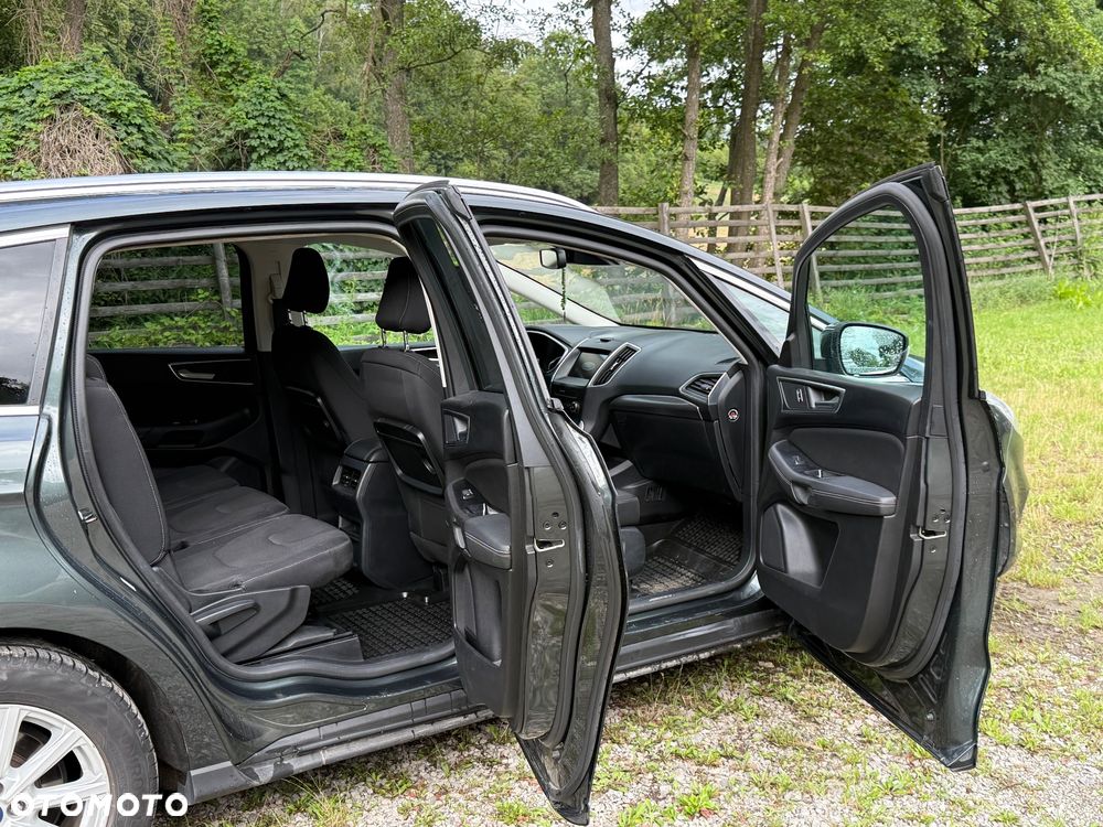 Ford S-Max - 10