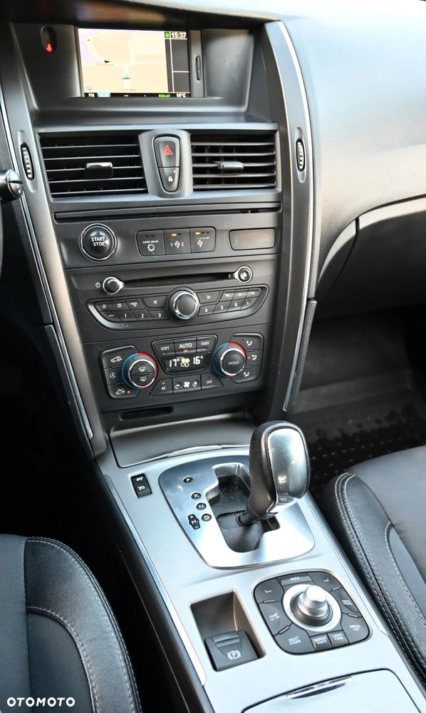 Renault Latitude - 25
