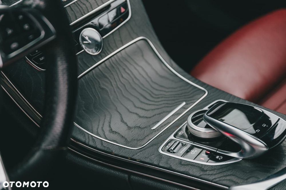 Mercedes-Benz Klasa C 450 AMG 4Matic 7G-TRONIC - 18