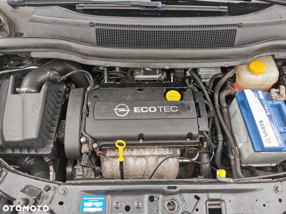Opel Zafira 1.8 Cosmo EU5 - 29